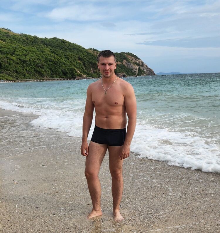  Pak Kret,   Alex, 32 ,   ,   