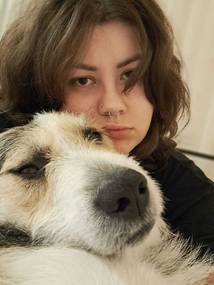  54791528  Dana, 22 ,    