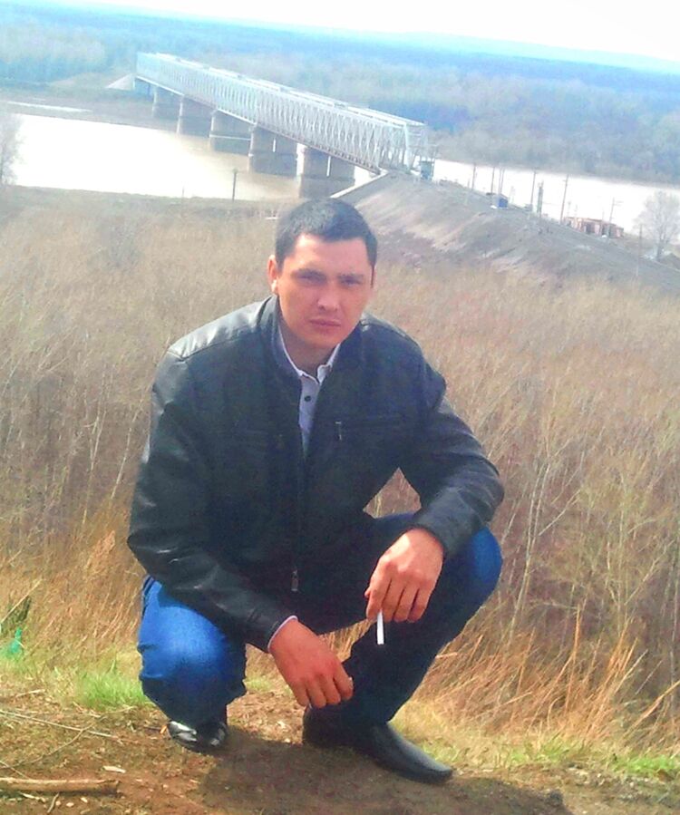  ,   VINNI, 37 ,     , c 