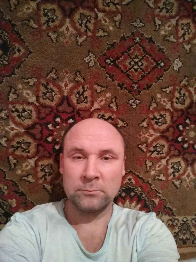  ,   Sergei, 45 ,   ,   , c 