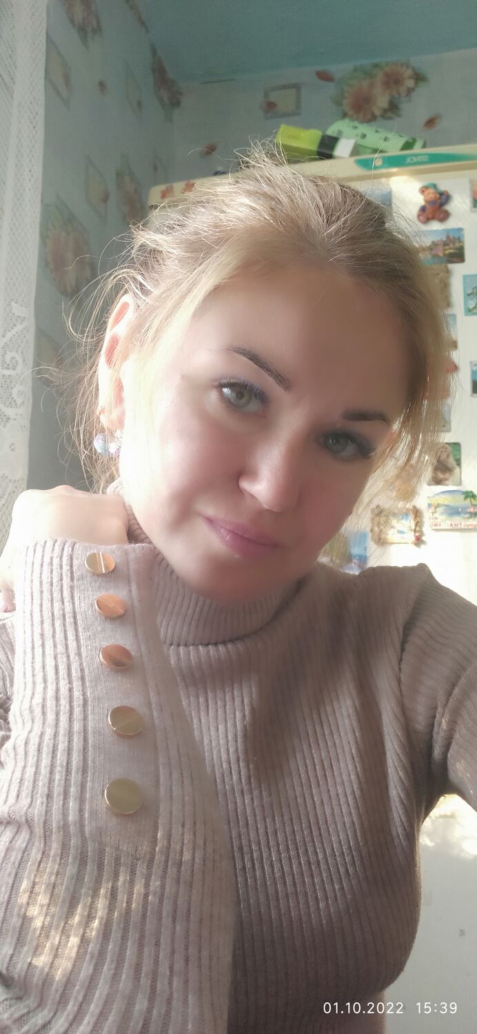  ,   Nadezhda, 40 ,   ,   