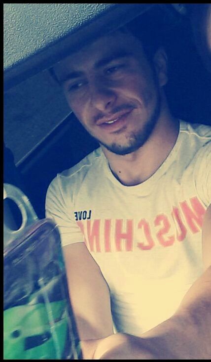  ,   Dadi, 34 ,  