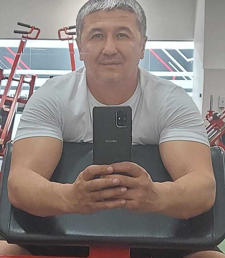  33740618  , 48 ,    