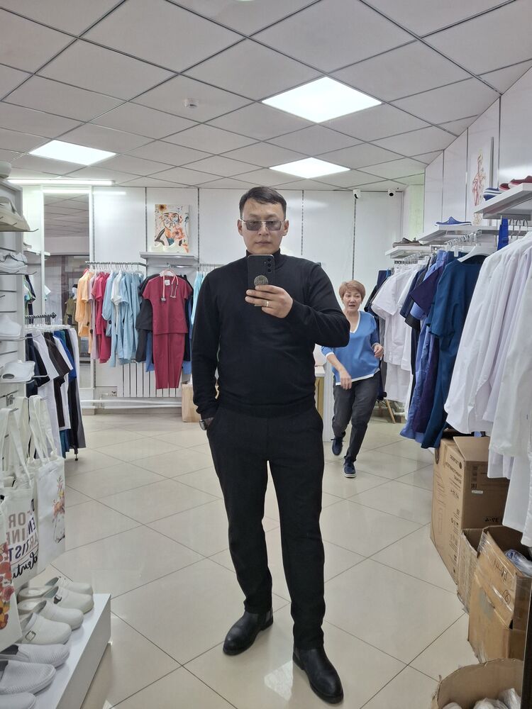  48397828  , 30 ,    