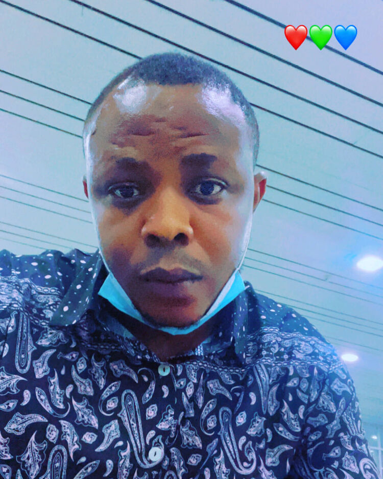 ���� 24691208 ������� Akinyemi, 31 ���, ���� ���������� � �����