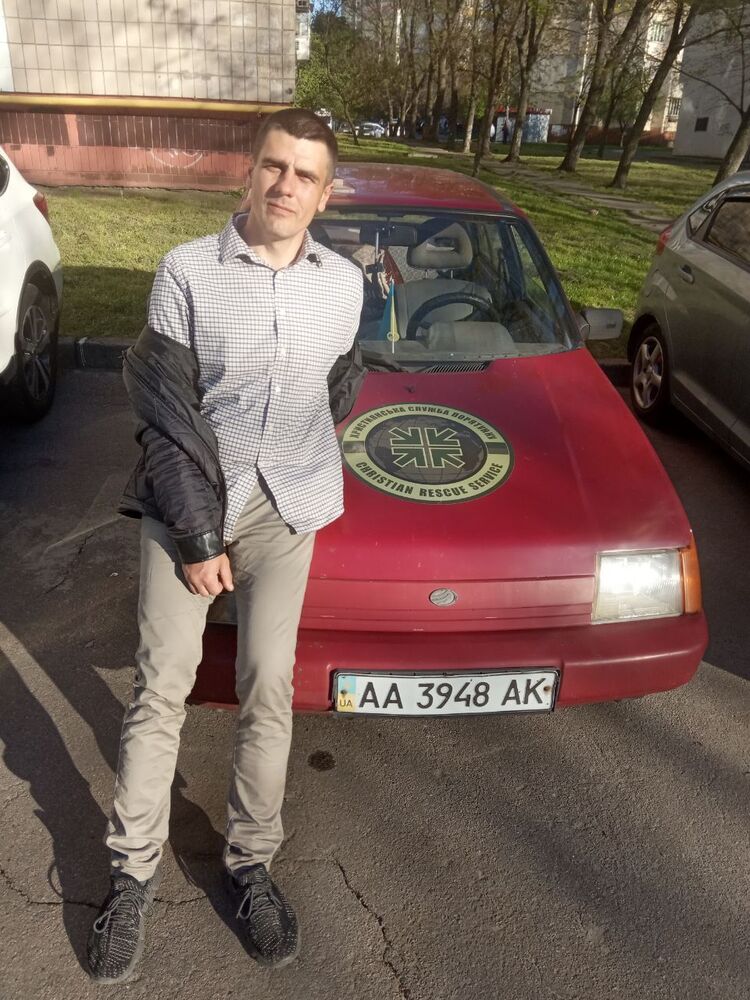  34827578  Alexander, 39 ,    
