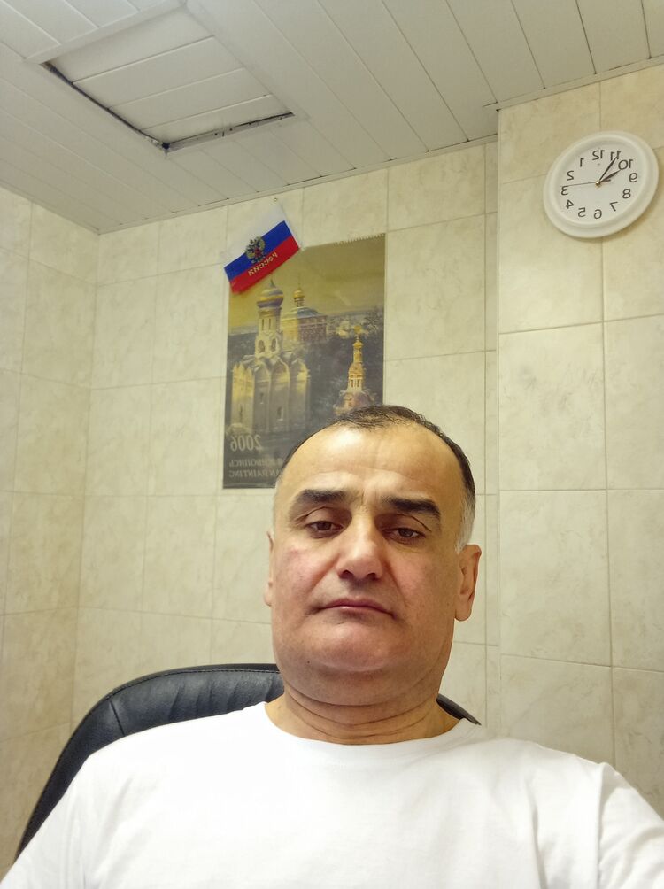  33216328  Amri, 49 ,    