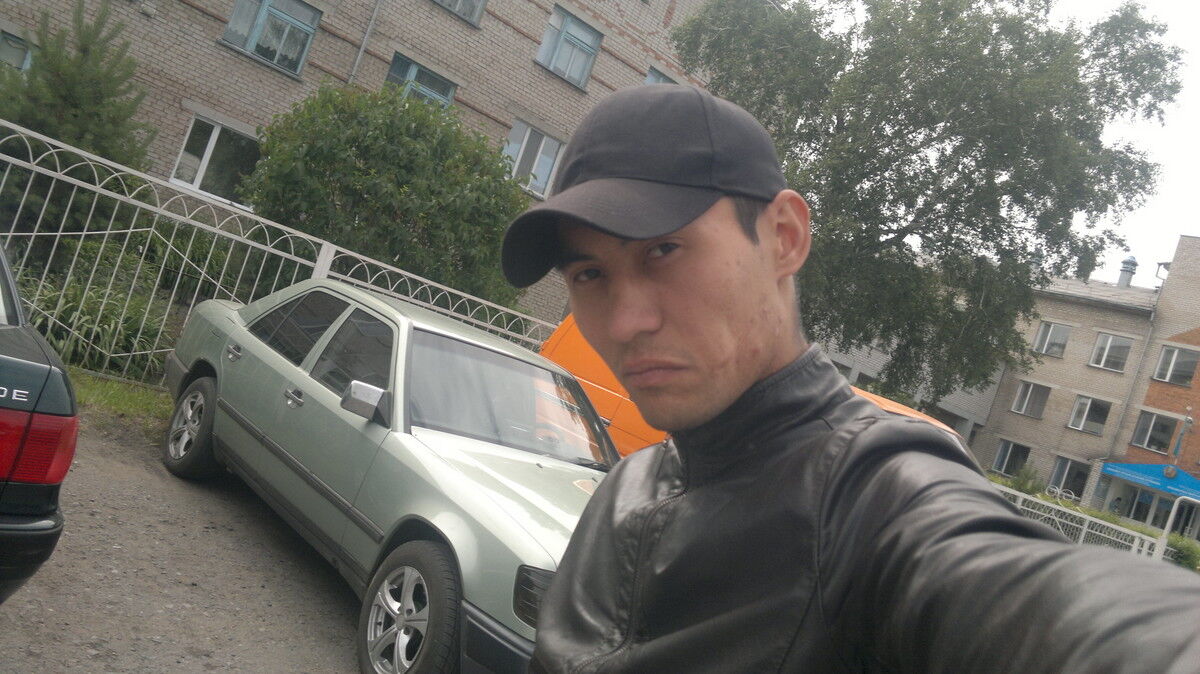  4478208  , 37 ,    