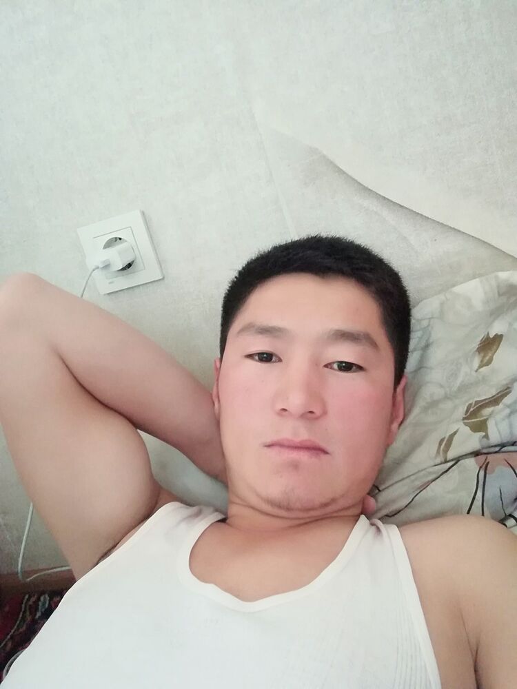  12668688  Maks, 30 ,    