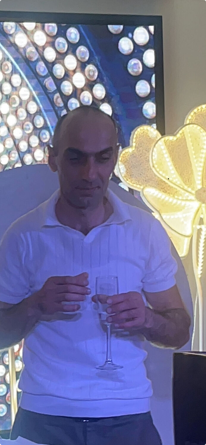 ���� 46846328 ������� Max, 44 ����, ���� ���������� � ������