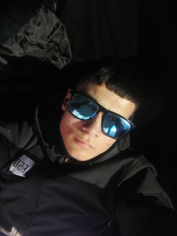  33875718  , 22 ,    