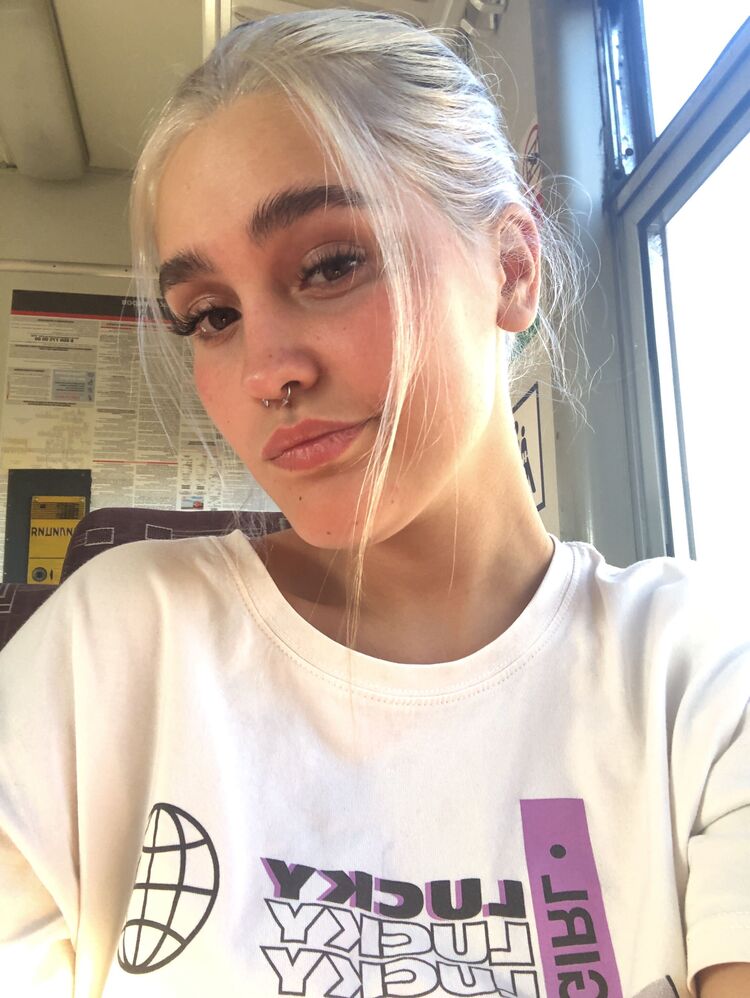  45890708  , 18 ,    
