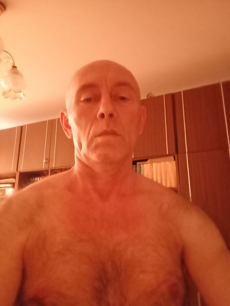  45715268  , 57 ,    
