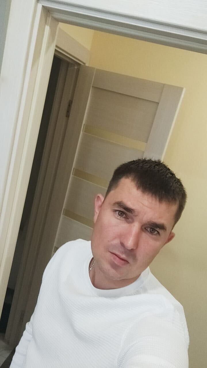  32352808  , 35 ,    