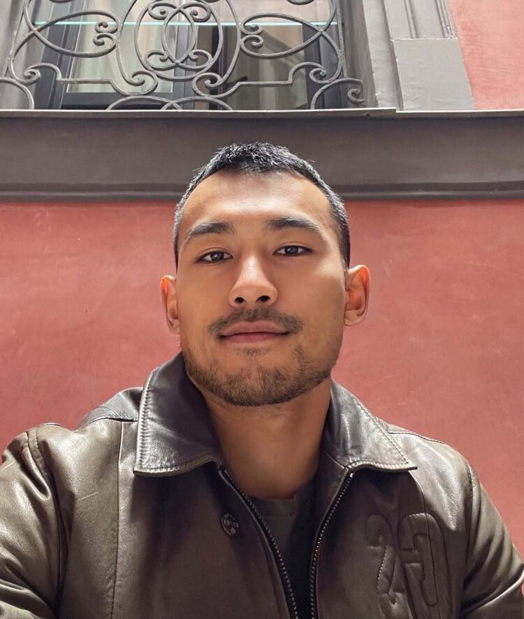 ���� 56298248 ������� �����, 32 ����, ���� ���������� � ����������