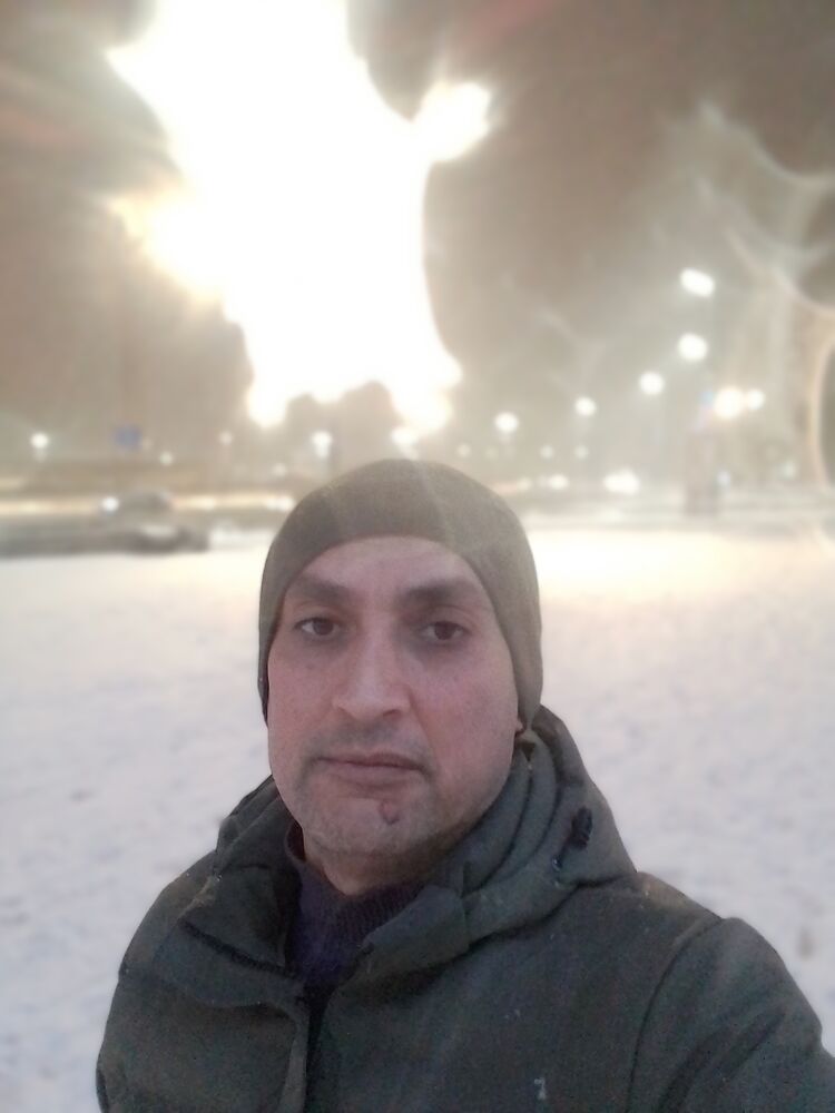  48755218  Ruziboev, 45 ,    -