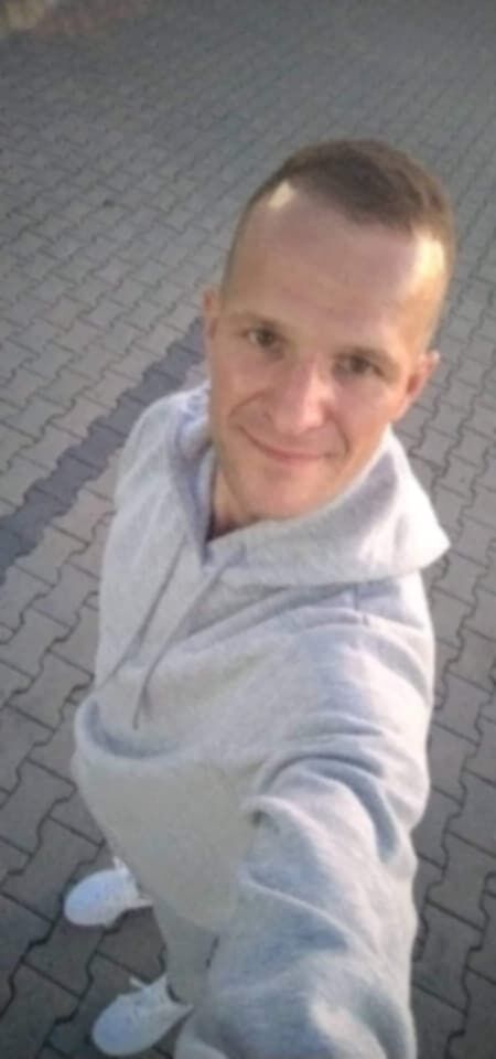  ,   Igoris, 36 ,     , c 