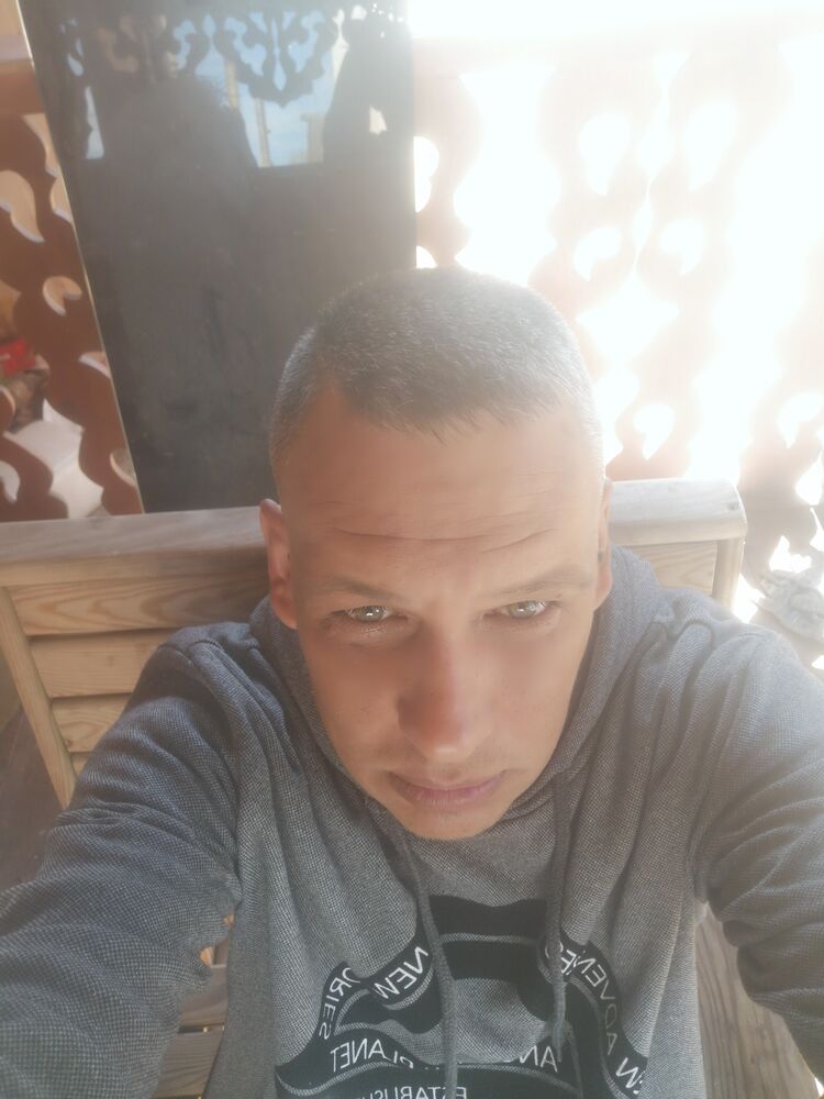  46116498  , 40 ,    