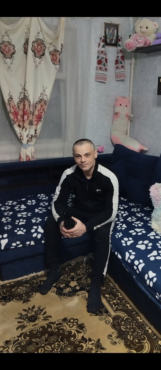  47688548  , 32 ,    