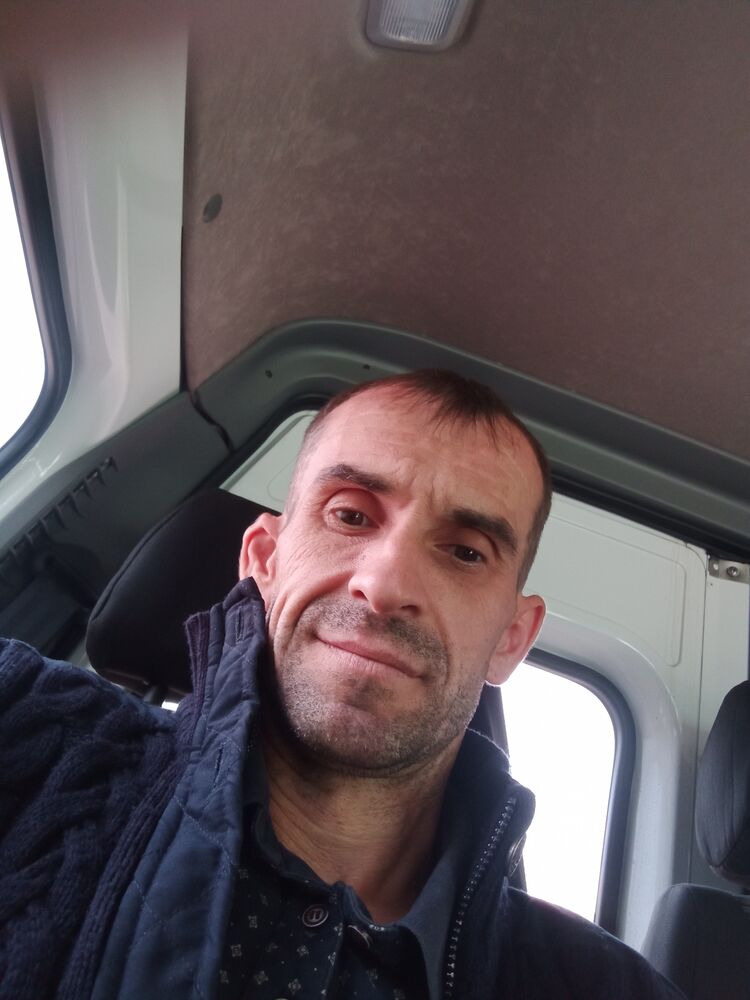  45051808  Dmitriy, 41 ,    