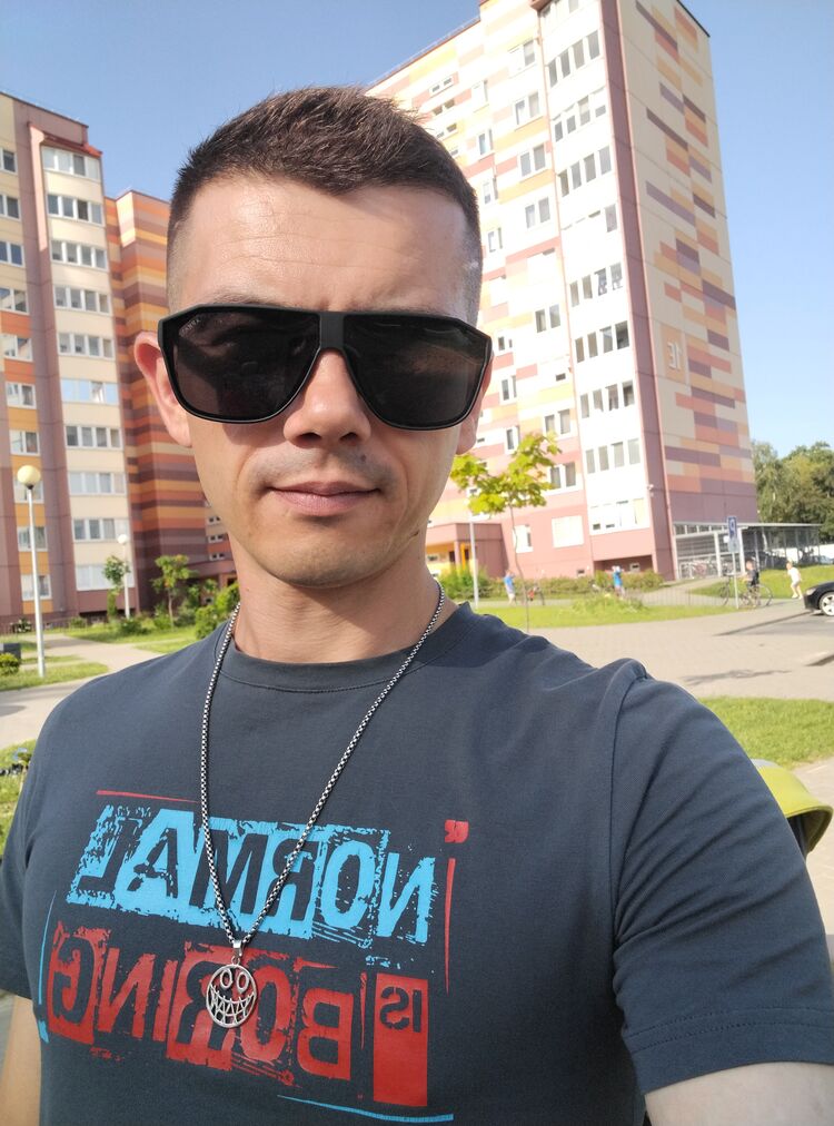  44070878  , 34 ,    