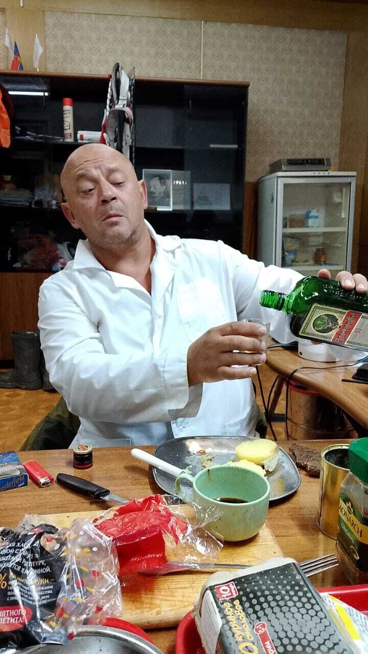  53643858  , 44 ,    