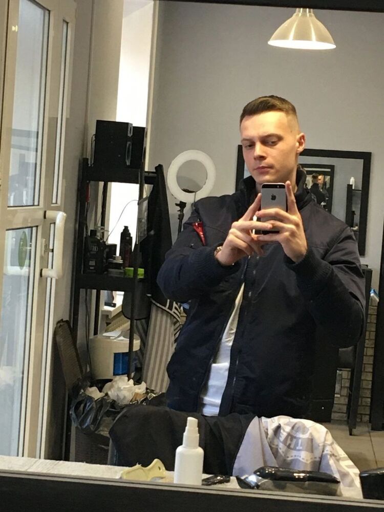  43664928  , 29 ,    