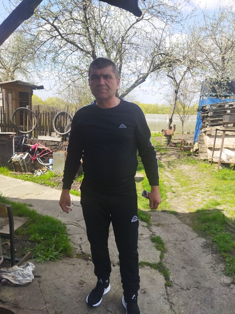  46089068  , 41 ,    