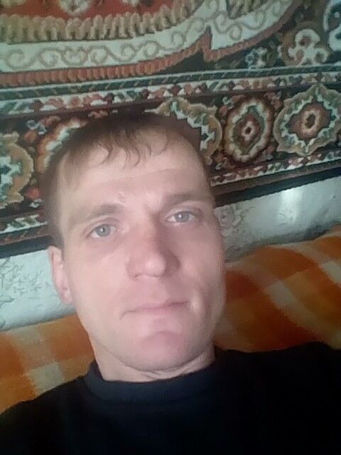  15191038  Slava, 40 ,    