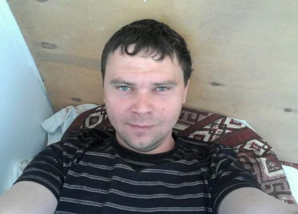  ,   Pavel, 36 ,  