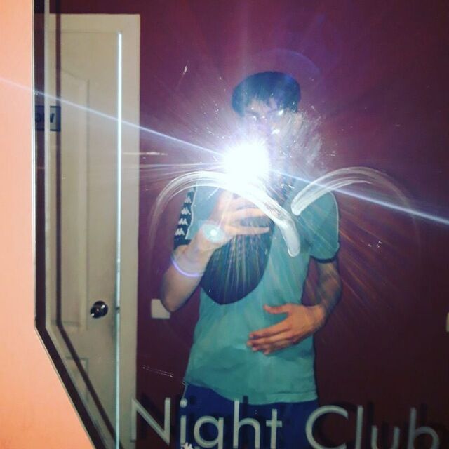  28717228  , 22 ,    