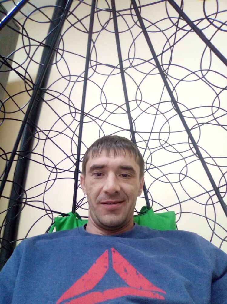  -,   Mikhail, 39 ,   ,   , c , 