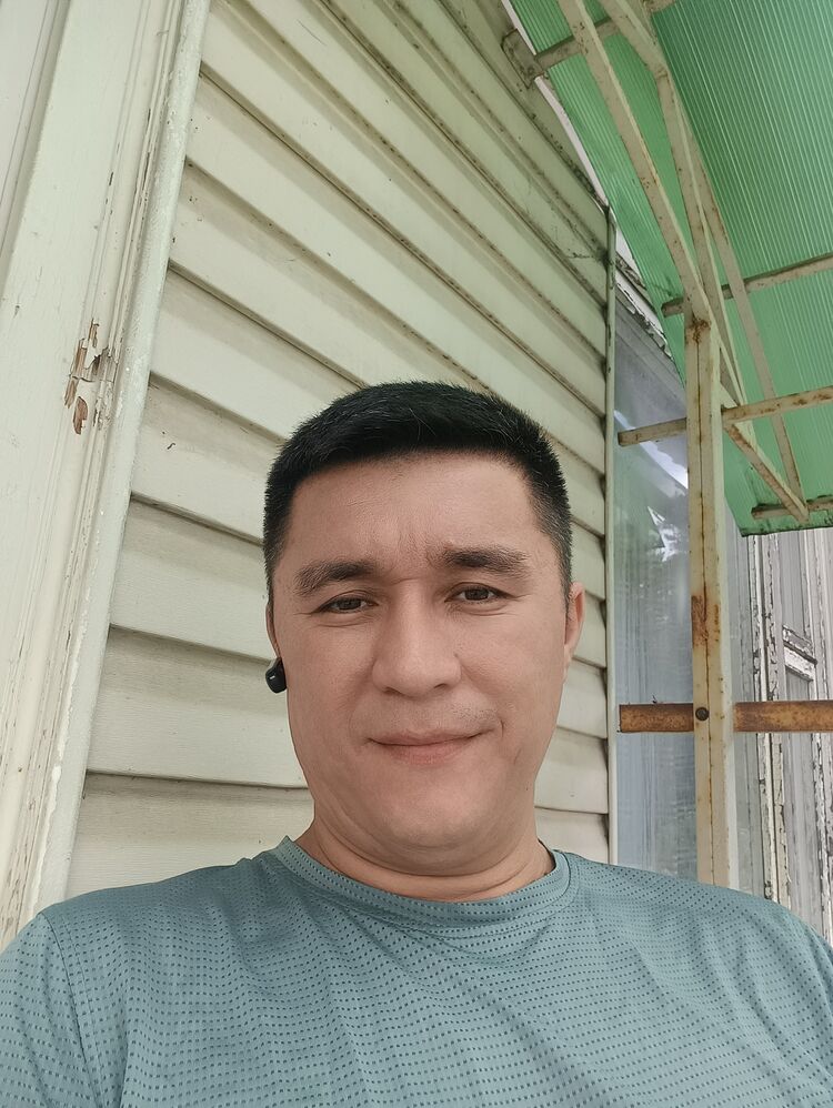  36789268  Oybek, 38 ,    