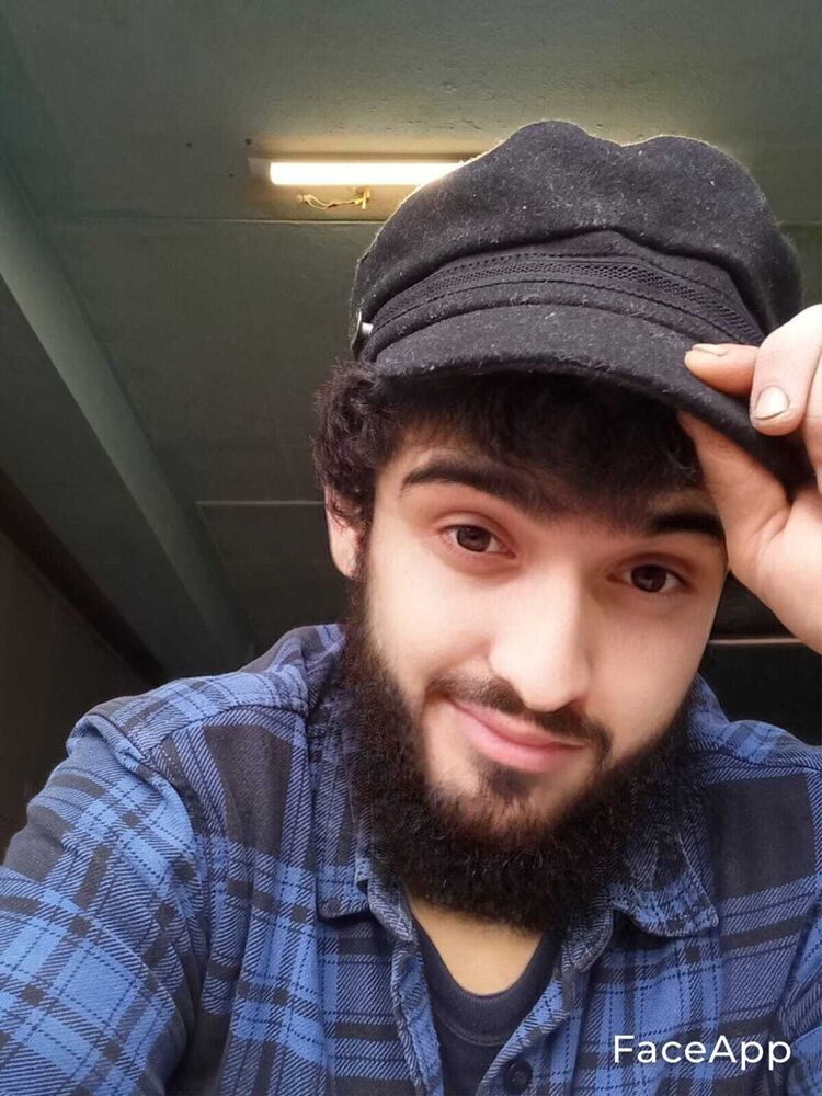  53555618  Komron Miass, 26 ,    