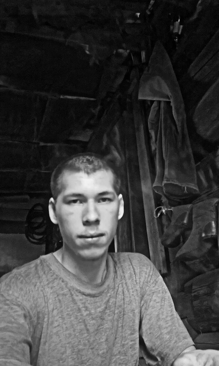 48065758  , 32 ,    