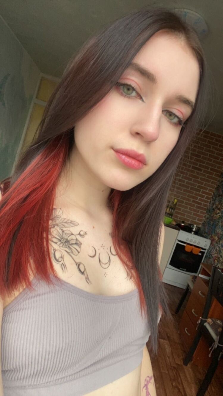  45137468  , 22 ,    