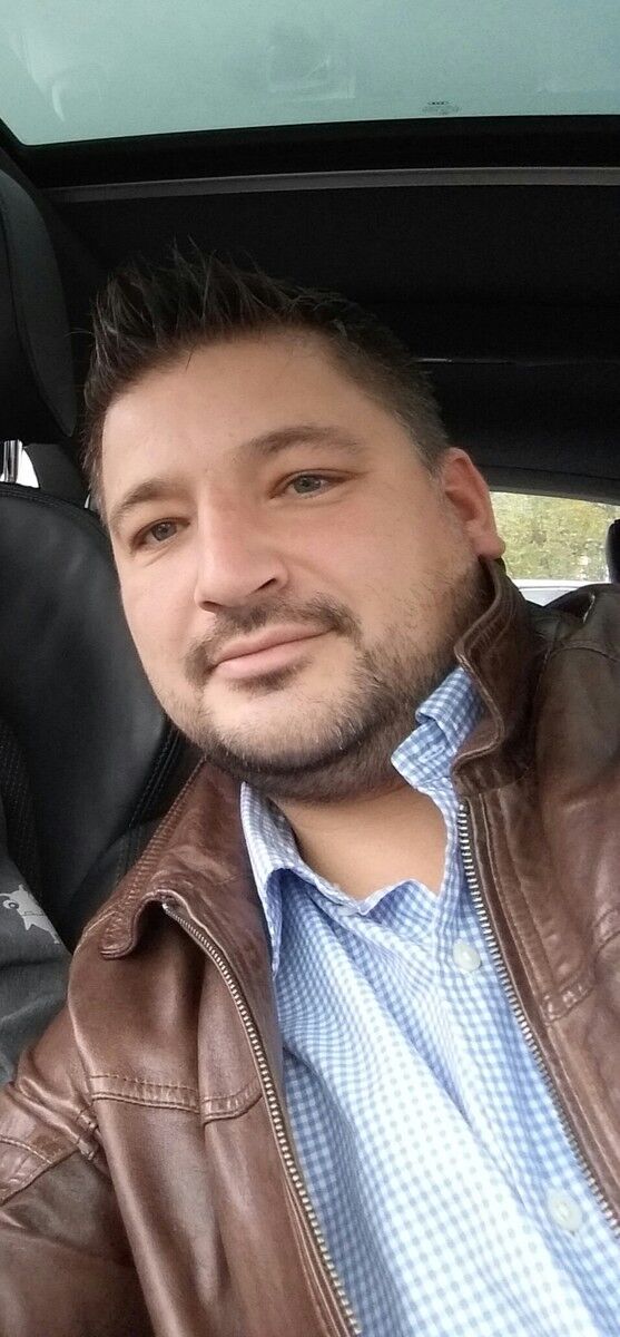 ���� 11492098 ������� ������, 44 ����, ���� ���������� � Darmstadt