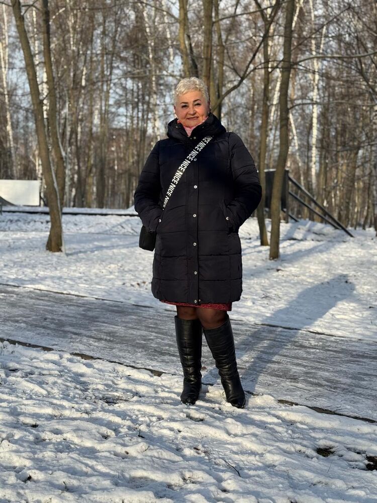  50292948  Irina, 62 ,    