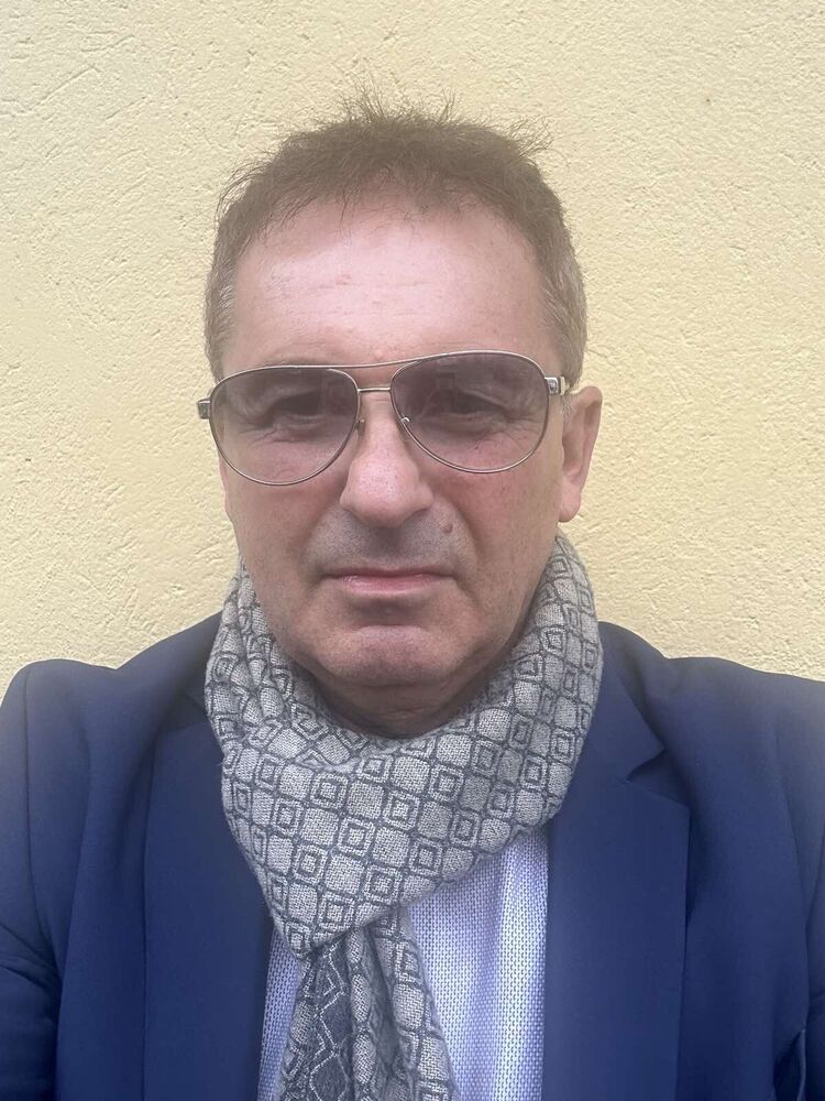  Canale,   , 53 ,   ,   