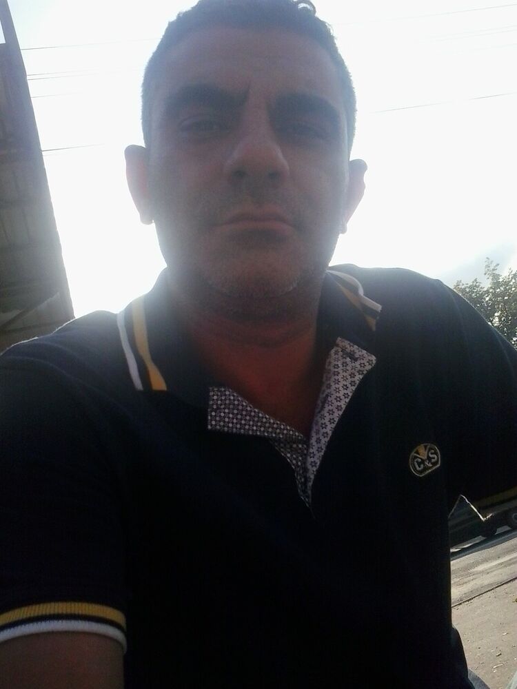  13189418  Namiq, 44 ,    