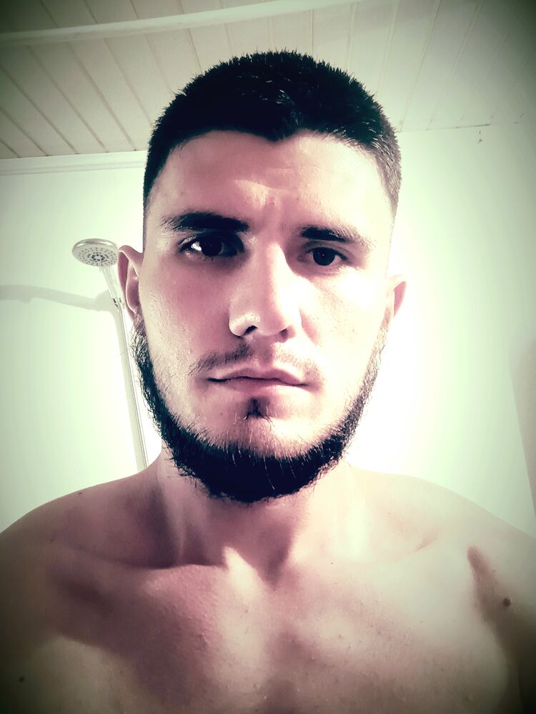  31332748  , 27 ,    