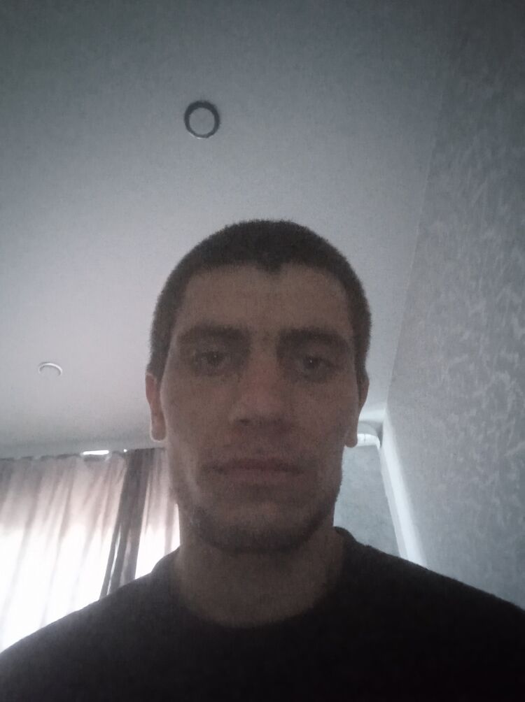  44163538  , 31 ,    
