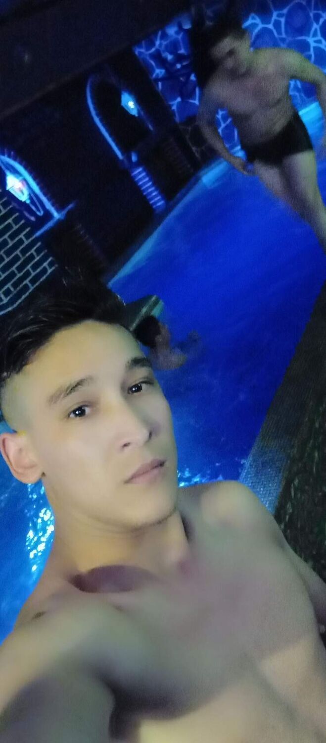  -,   Alik, 26 ,   ,   , c , 