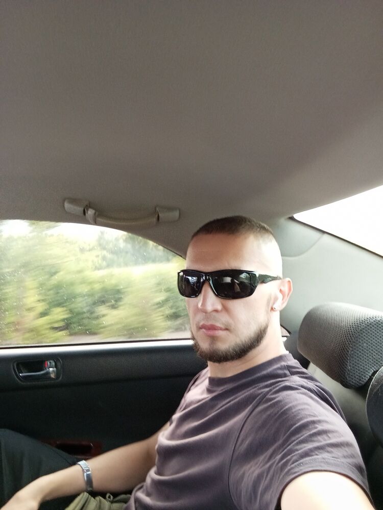  45551948  , 39 ,    