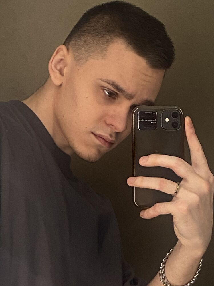  42503238  , 23 ,    