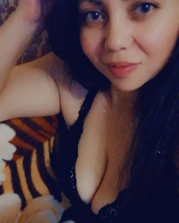  27372778   , 33 ,    