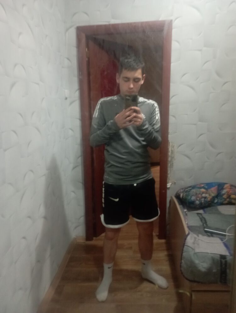  46372978  , 20 ,    -