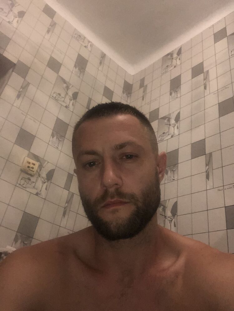  37662218  , 37 ,    