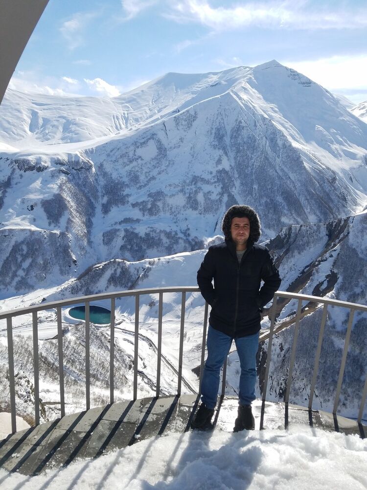  15545778  Elnar, 39 ,    