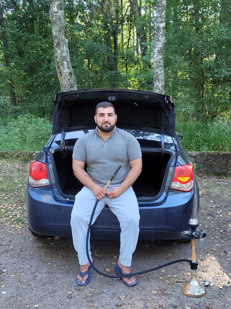  43435828  , 27 ,    -